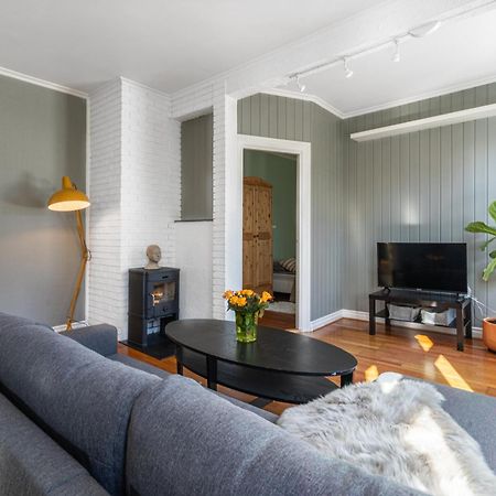 Sunny Apartment In Alesund City Buitenkant foto