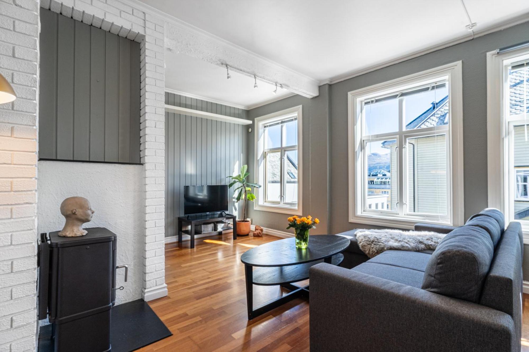 Sunny Apartment In Alesund City Buitenkant foto